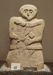 Una de las Estelas de Lunigiana, encontrada en Bigliolo, c.3000 a.C.